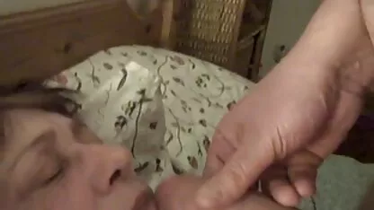 Transexual tirando de su ano en una videoponocasero gran polla amigo