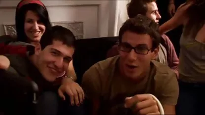 Bronceada morena destrozado videos caseros amateus en todos los agujeros