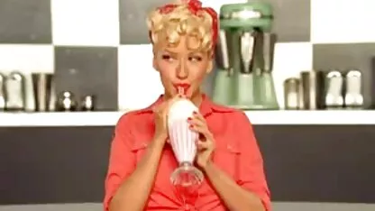 Hermosa rubia xxcasero sin bragas en la cámara protagonizada por ex novio