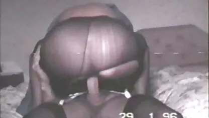 Muy honesto morena le encanta posar desnuda en xxx borrachas caseros lugares públicos