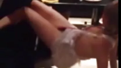 Chuvachka dedo tailandés mujeres entre los senos video casero xx