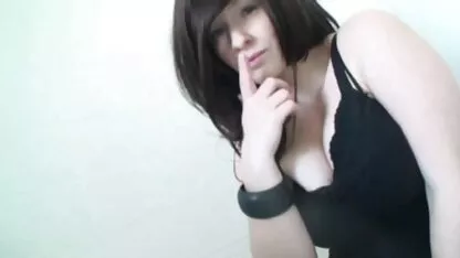 Ruso videos sexo casero español prostituta no se preocupe acerca de los chicos y se folla a sí misma con una polla de goma