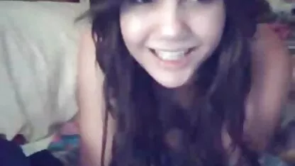 Chica con tetas pequeñas no rechaza el xvideos caseros sexo en casting porno