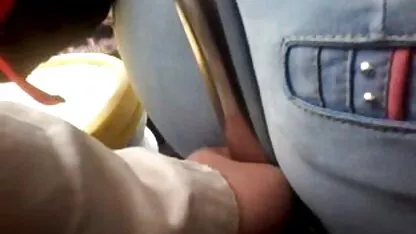 Hombre mayor atornillar joven morena sexo anal casero mexicano con tetas pequeñas