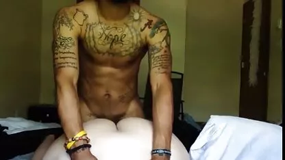 Swingers primera vez que una xxx trios reales familia folla en el sofá