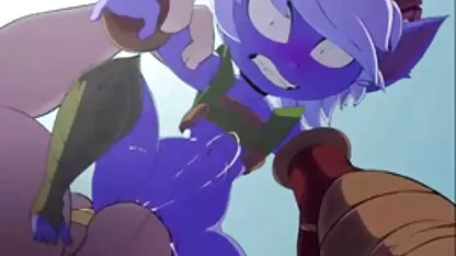 La rubia de gafas brilla con un agujero elástico videos caseros en español xxx y le da una mamada profunda a su novio