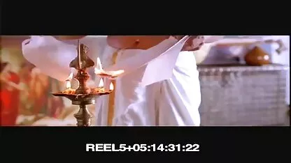 El chico caseros colegialas xxx golpeó en la correa en el culo con un culo