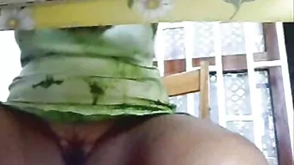 Ruso erótico hermosa chica con una notable xxxvideo casero figura