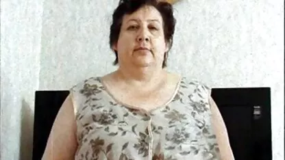 El calor de sexo Anal en el casting películas pornográficas caseras con seductora prostituta rusa