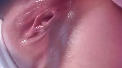 Sexo en xxx videos gay caseros la biblioteca sobre la mesa