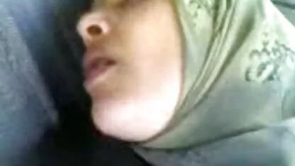 Frozen chica en la sofá jovencitas follando casero